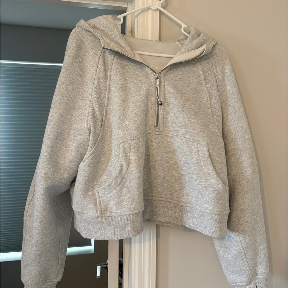 Lululemon cropped scuba hoodie